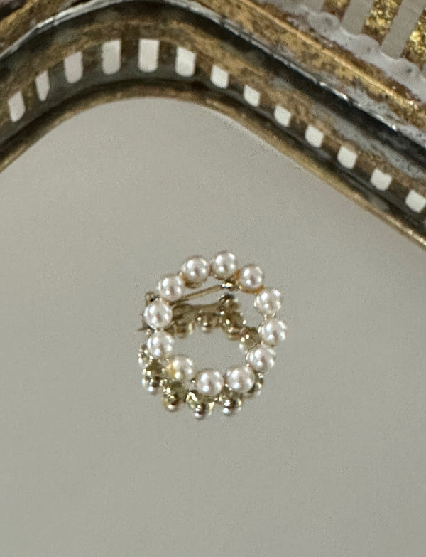 Vintage Pearl Pin