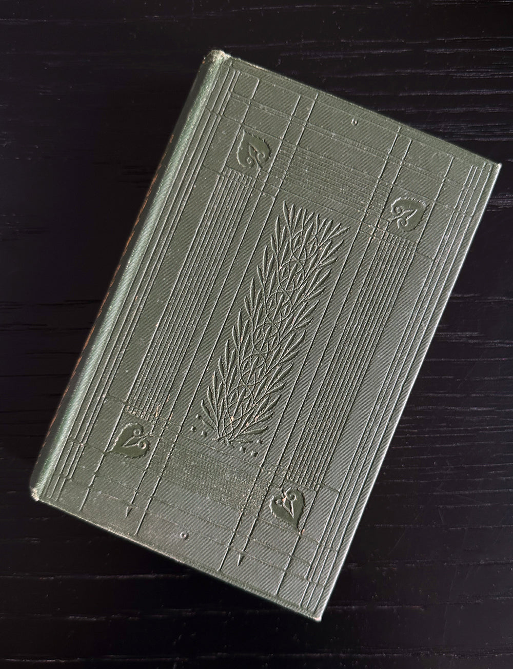 Vintage Book: St. Winifred's – HEDGE